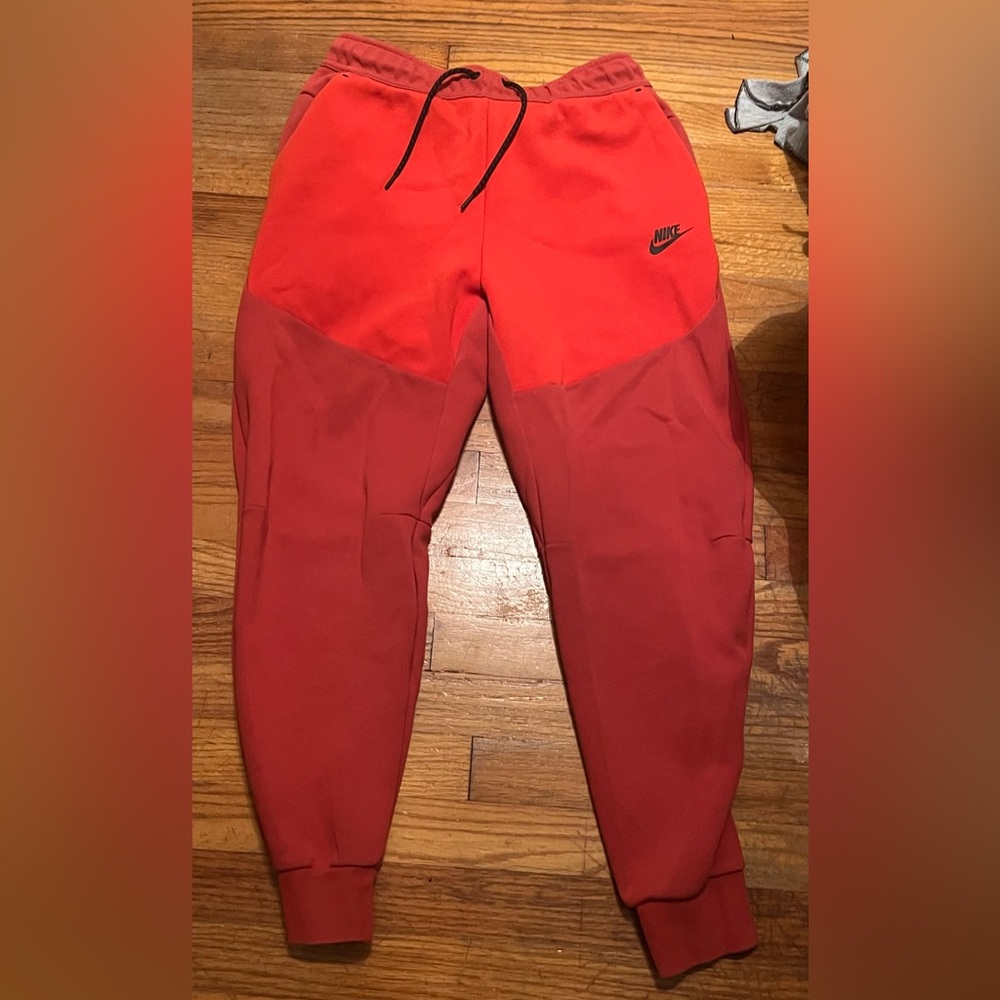 Nike men’s size large pants
